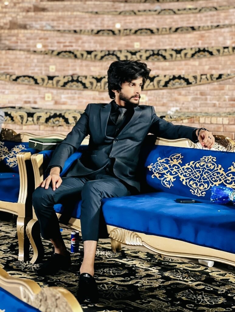 picsart 24 03 09 02 37 25 907